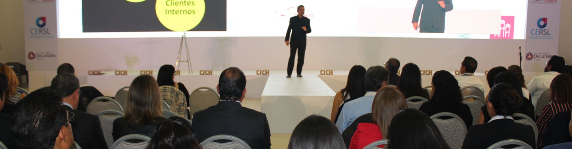 Ernesto Yturralde, Speaker Internacional: Charlas Motivacionales, Storytelling &
										Conferencias Inspirativas para sensibilizar e inspirar en los procesos de cambio para líderes y colaboradores de organizaciones latinoamericanas. Convenciones, Kickoffs, Congresos, Simposios